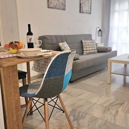 Ideal Holiday Apartment One Bedroom City Center Málaga Exterior foto